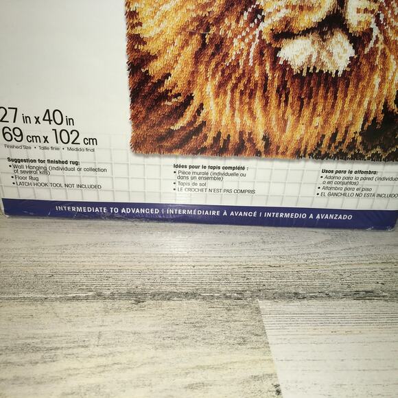 NEW SEALED Caron Wonder Art Latch Hook Kit 426131 Lion 27” x 40” Jungle King - Picture 2 of 6